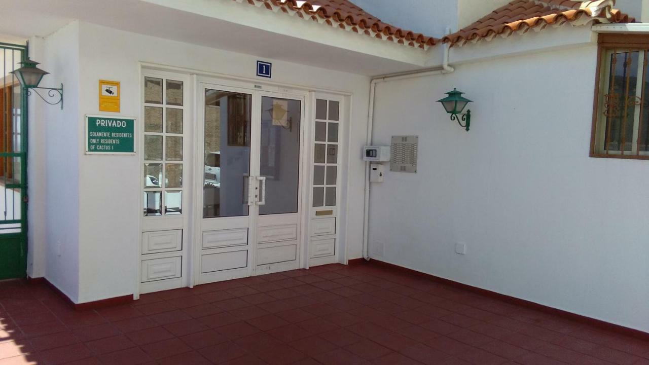 Ocean View Cactus I , Over Los Cristianos, Playa Las Vistas Los Cristianos  Exterior photo